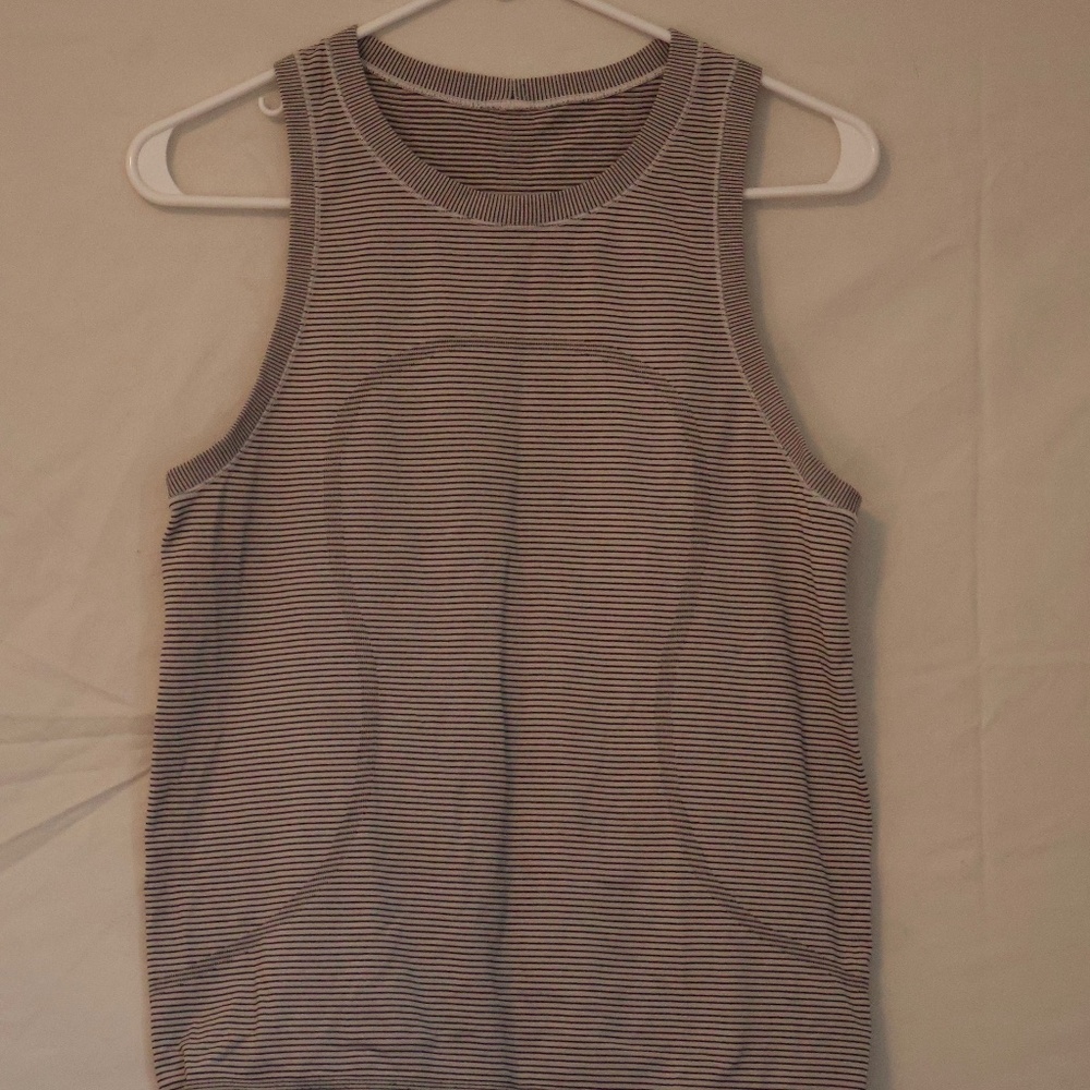 Lululemon Workout Top
